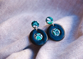 Unearthing Creativity: Why Clay Jewelry Making is the Perfect Hobby for Grandparents