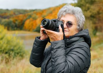 Picture Perfect: Why Photography is the Ultimate Hobby for Grandparents