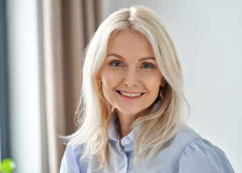 Embracing the Elegance of Aging: How Time’s Passage Illuminates Life’s Wisdom